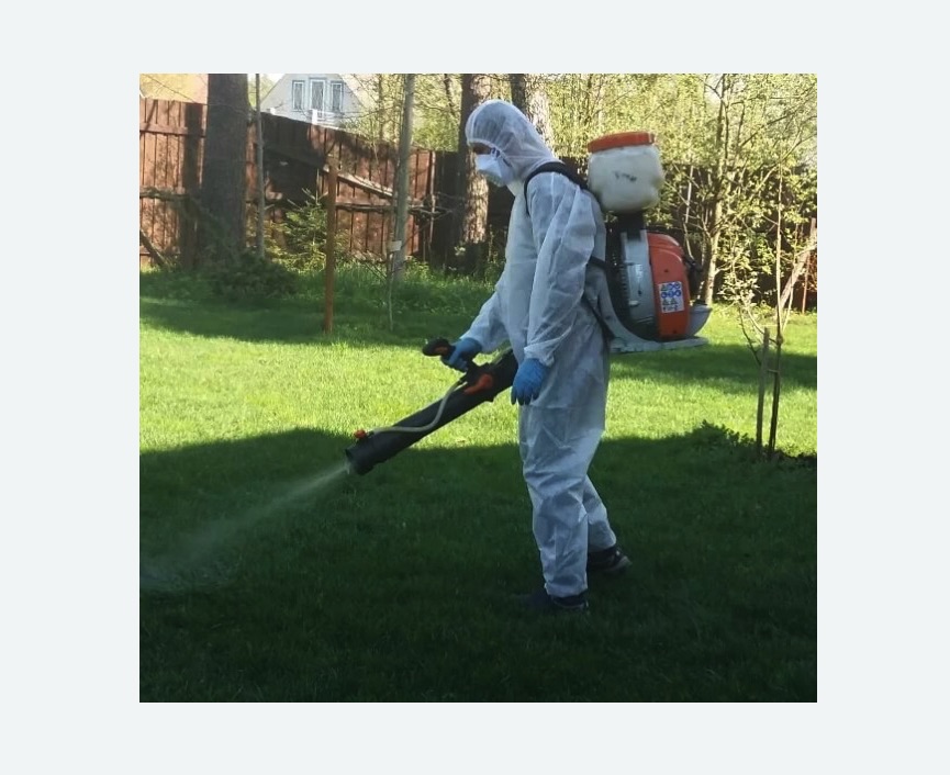Обработка участка от клещей Купчино метро Спб Обработка участка от клещей